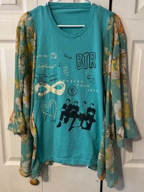 Big Time Rush Upcycled Graphic T-Shirt with Flowy Printed Sleeves - OSFM